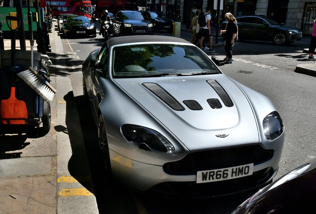 Aston Martin V12 Vantage S Roadster