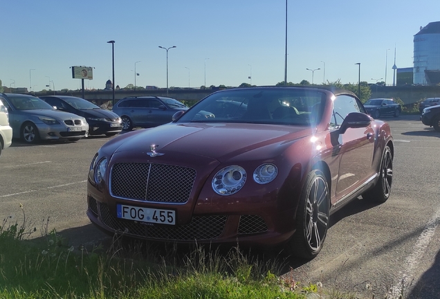 Bentley Continental GTC 2012