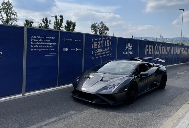 Lamborghini Huracán LP640-2 STO