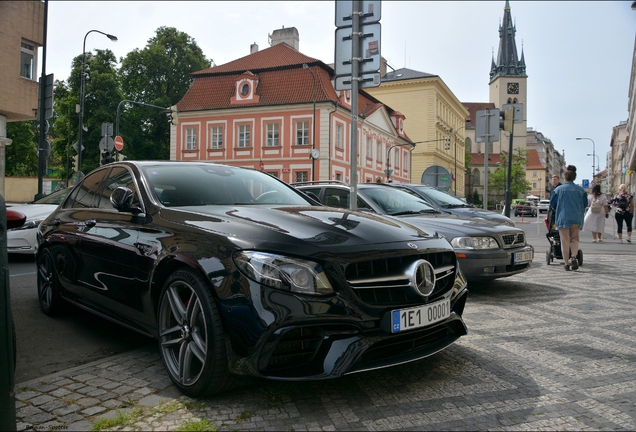 Mercedes-AMG E 63 S W213