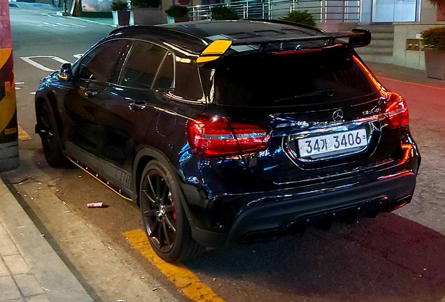 Mercedes-AMG GLA 45 X156 Yellow Night Edition