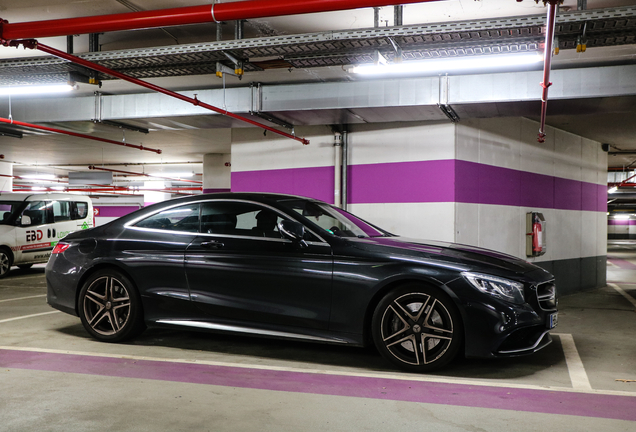 Mercedes-AMG S 63 Coupé C217