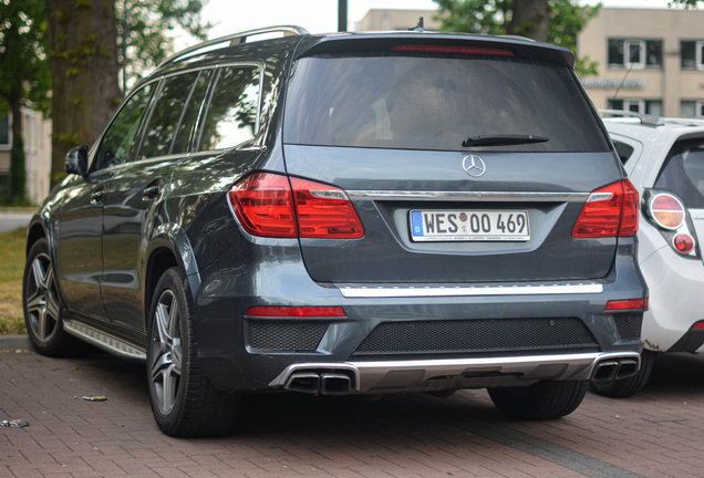 Mercedes-Benz GL 63 AMG X166