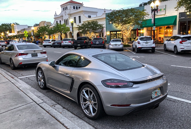 Porsche 718 Cayman S