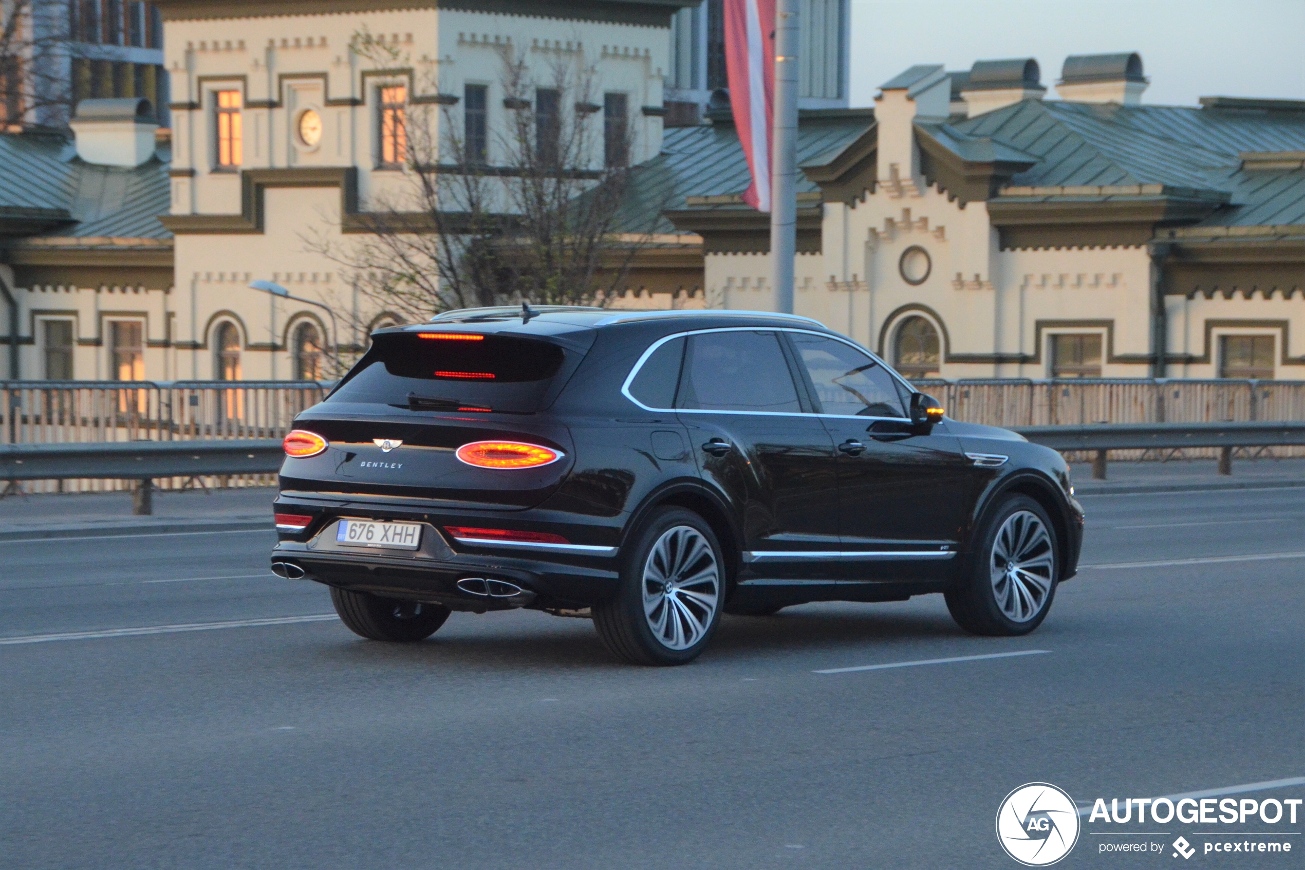 Bentley Bentayga V8 2021