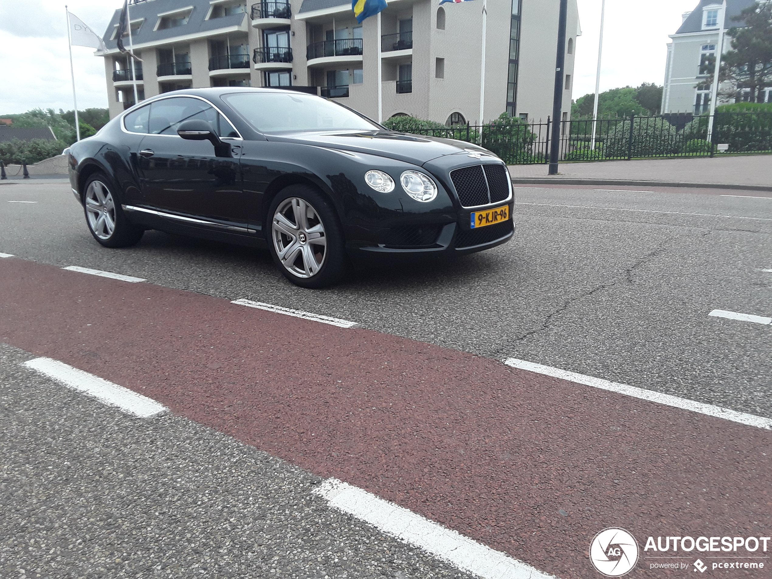 Bentley Continental GT V8