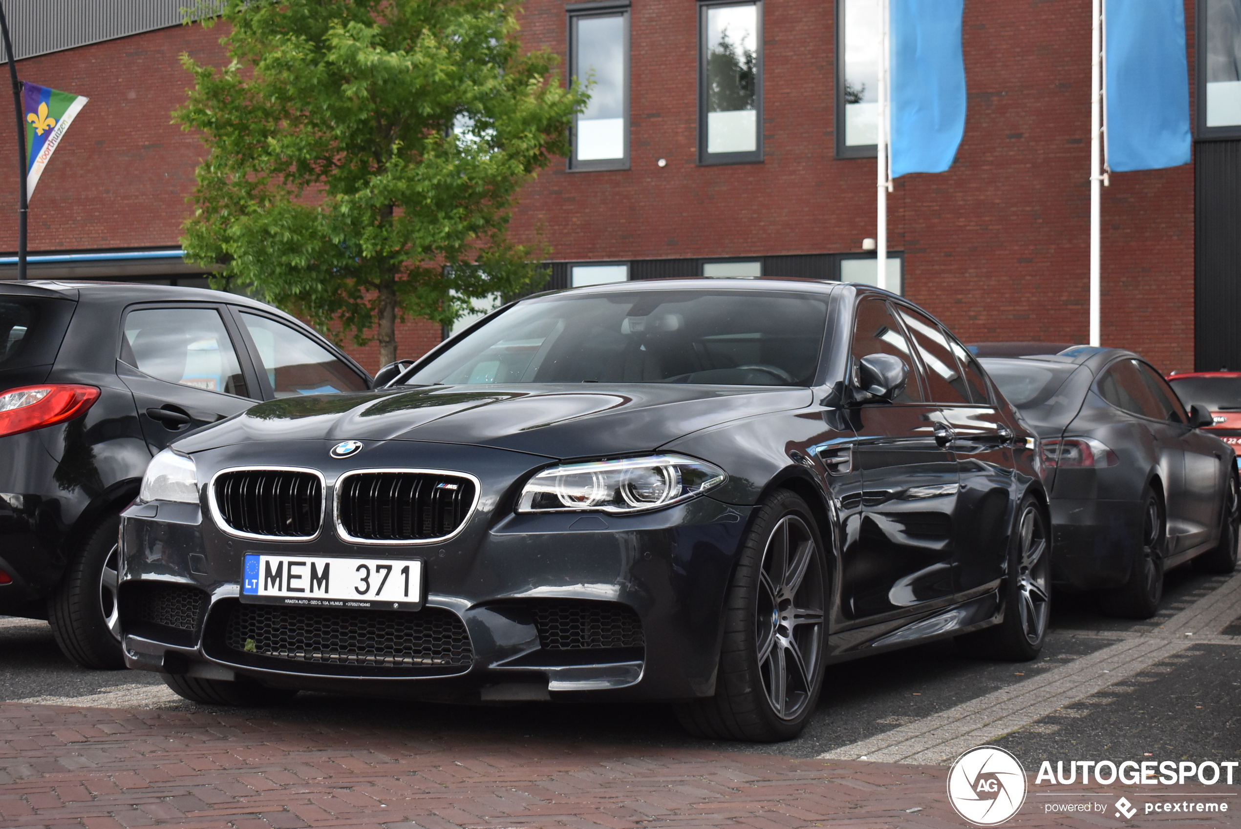 BMW M5 F10 2014