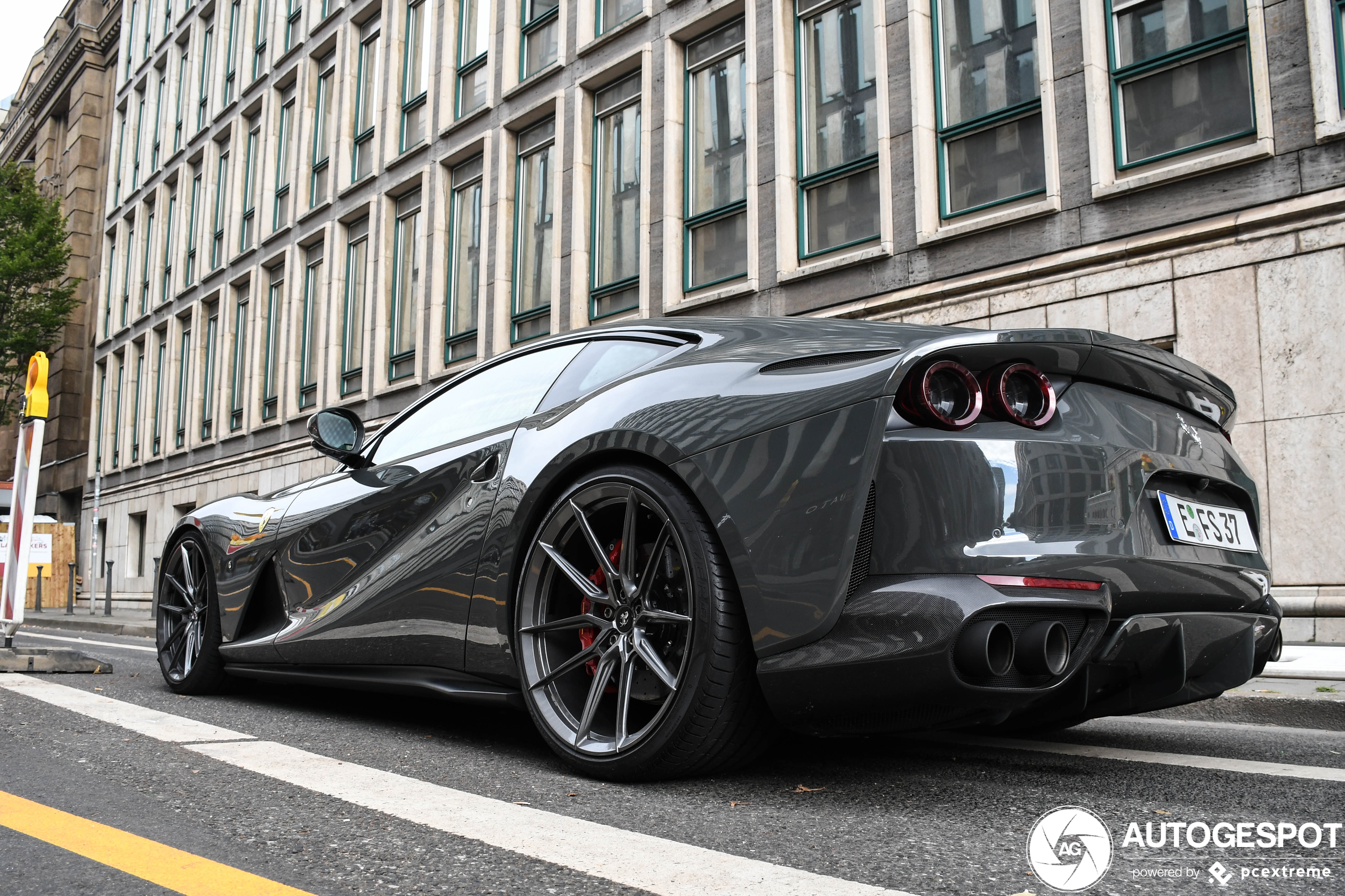 Ferrari 812 Superfast