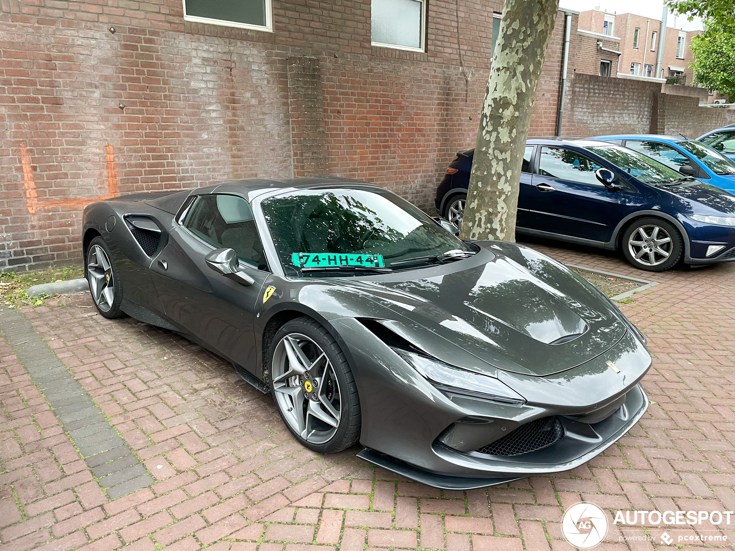 Ferrari F8 Spider