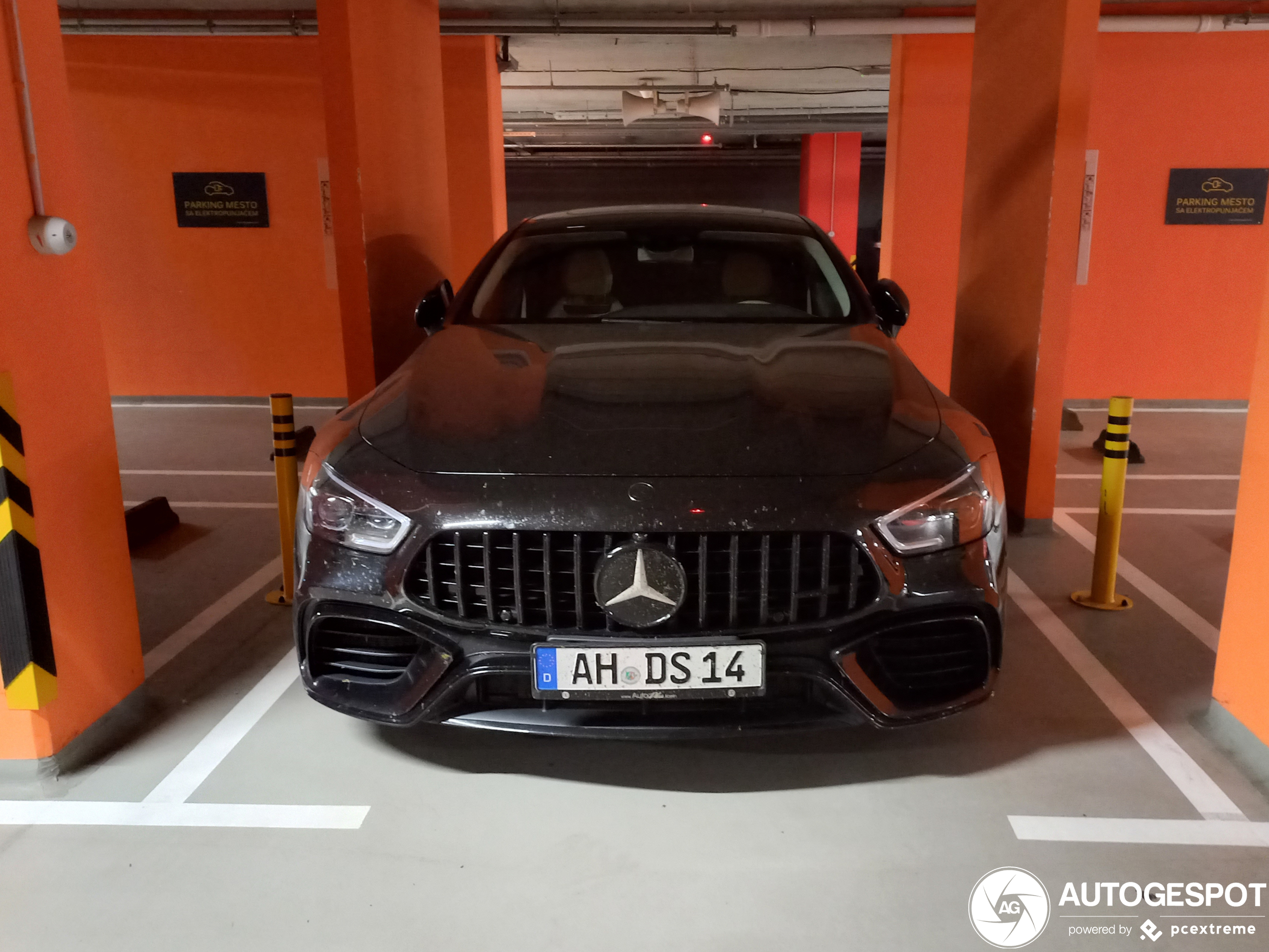 Mercedes-AMG GT 63 S X290