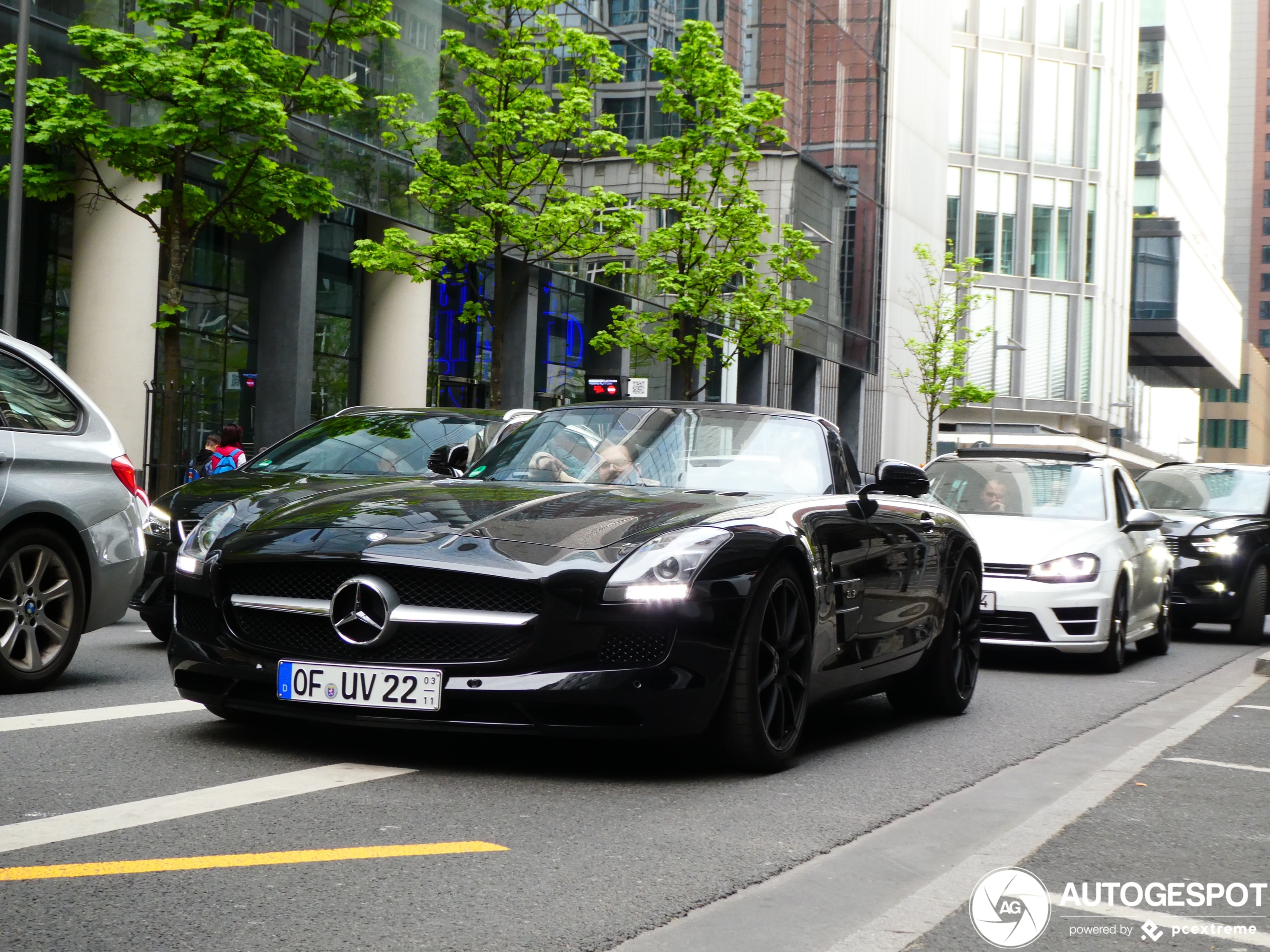 Mercedes-Benz SLS AMG Roadster