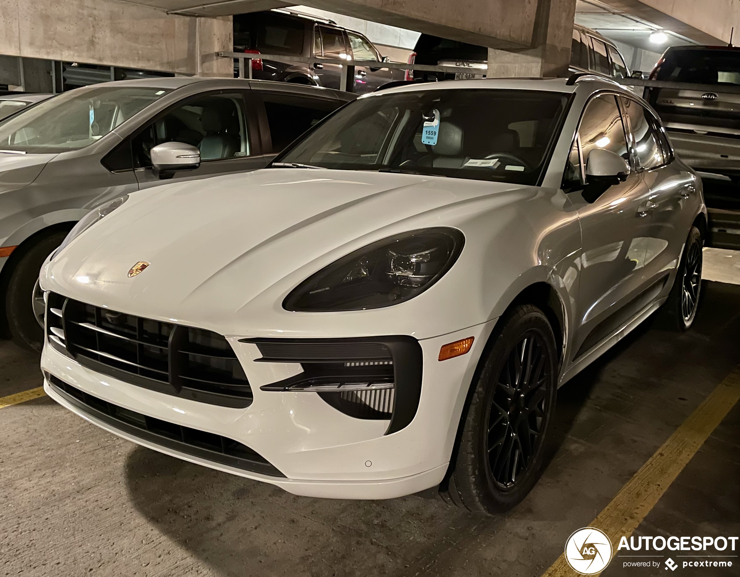 Porsche 95B Macan GTS MkII