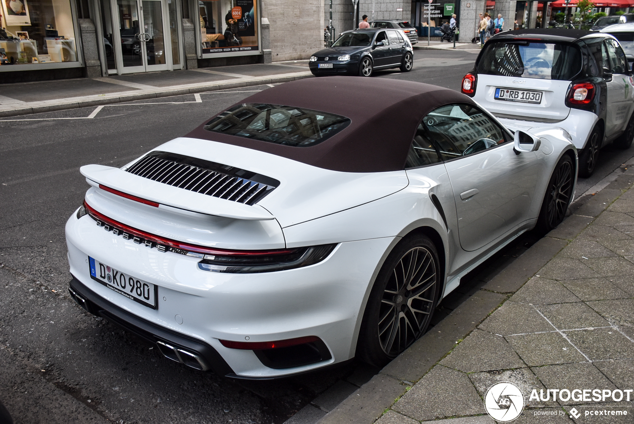 Porsche 992 Turbo Cabriolet