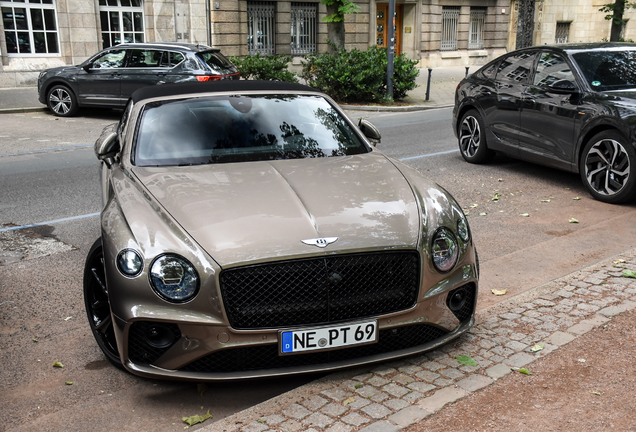 Bentley Continental GTC V8 2020