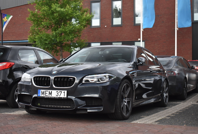 BMW M5 F10 2014