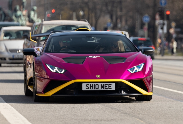 Lamborghini Huracán LP640-2 STO