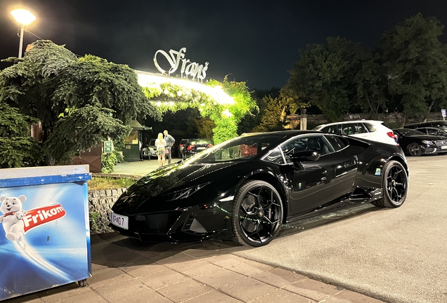 Lamborghini Huracán LP640-4 EVO