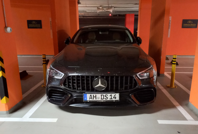 Mercedes-AMG GT 63 S X290