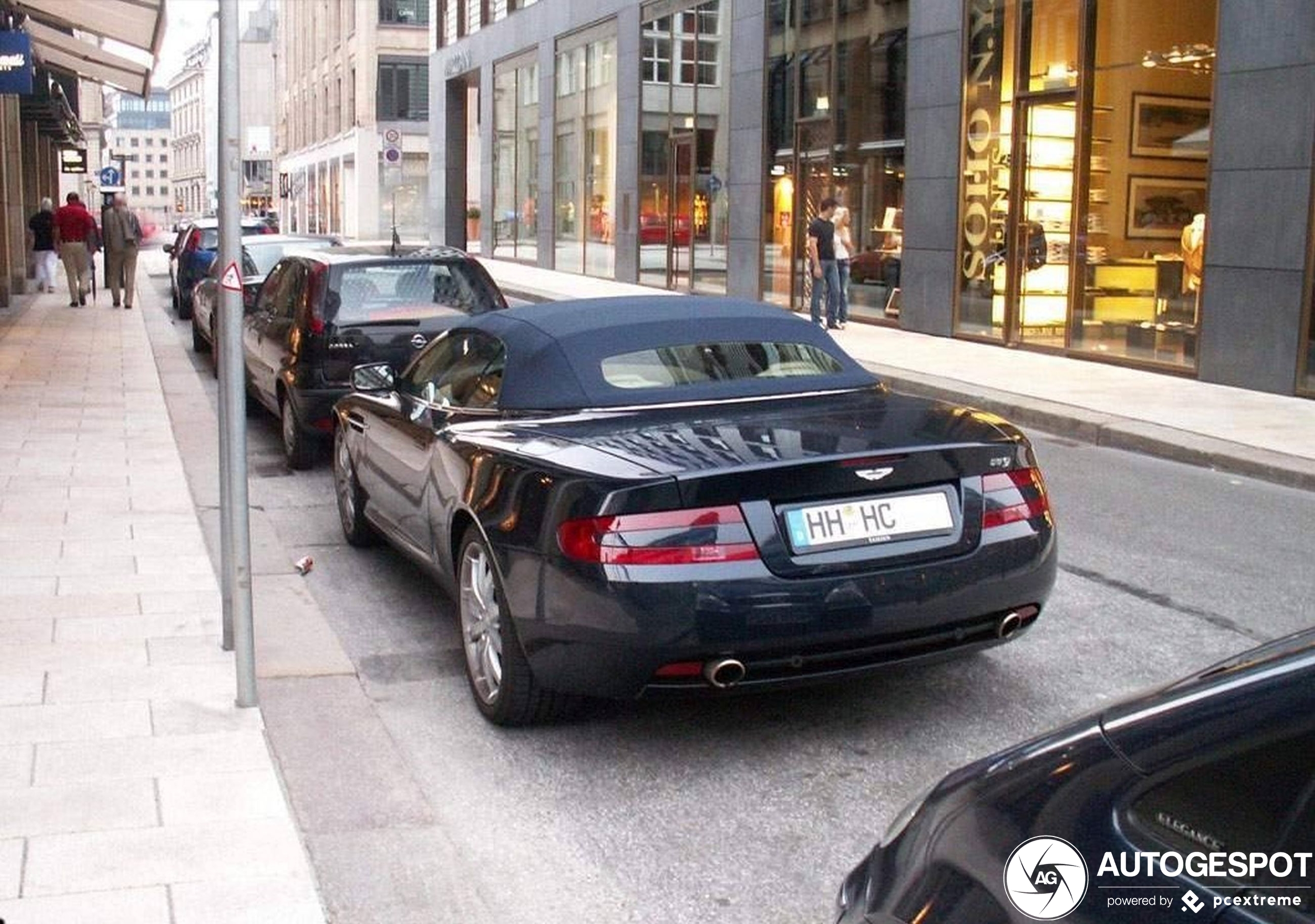 Aston Martin DB9 Volante