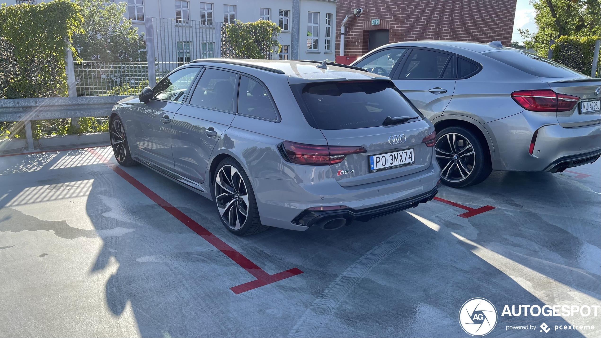 Audi RS4 Avant B9