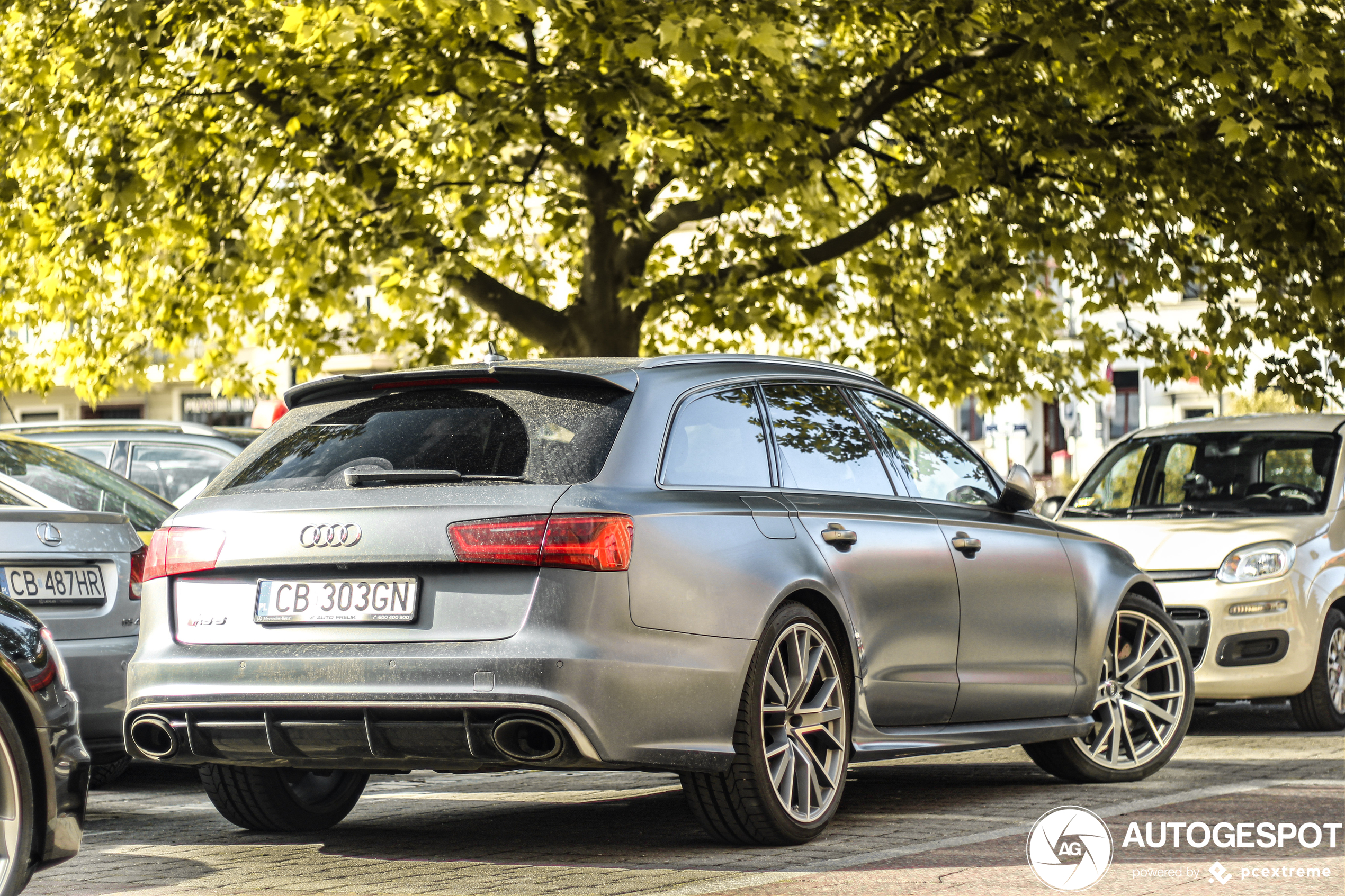 Audi RS6 Avant C7 2015