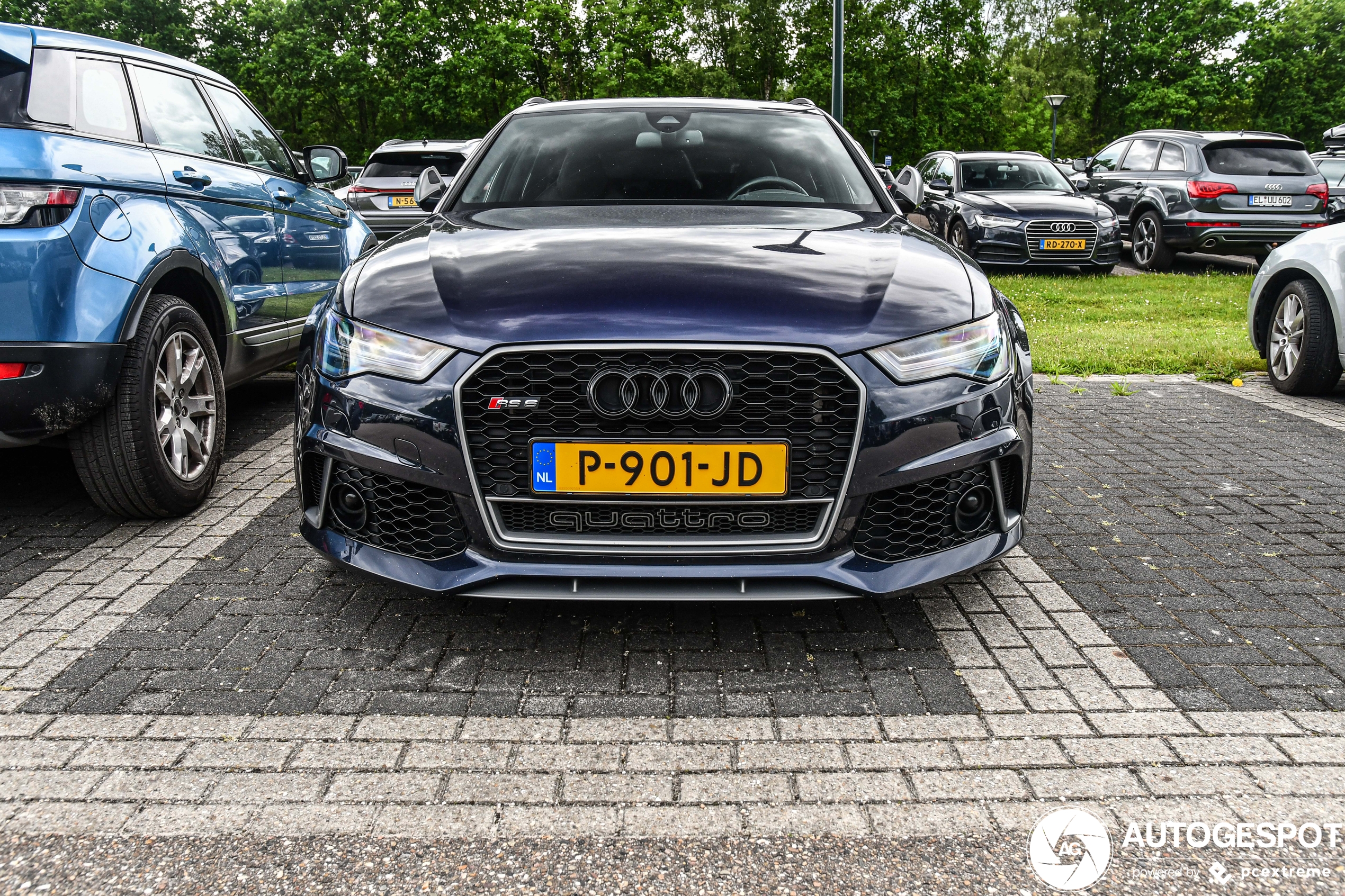 Audi RS6 Avant C7 2015