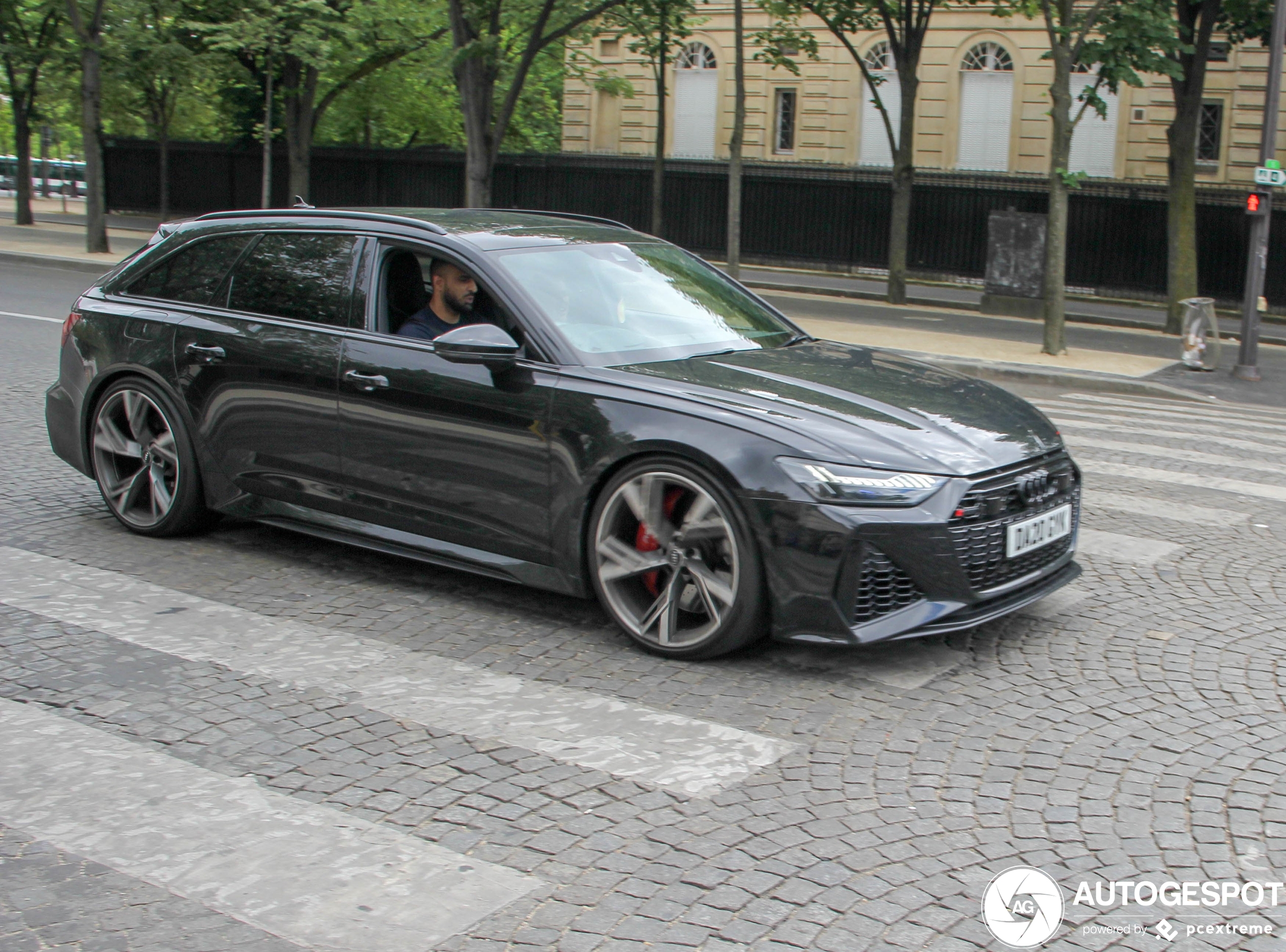 Audi RS6 Avant C8