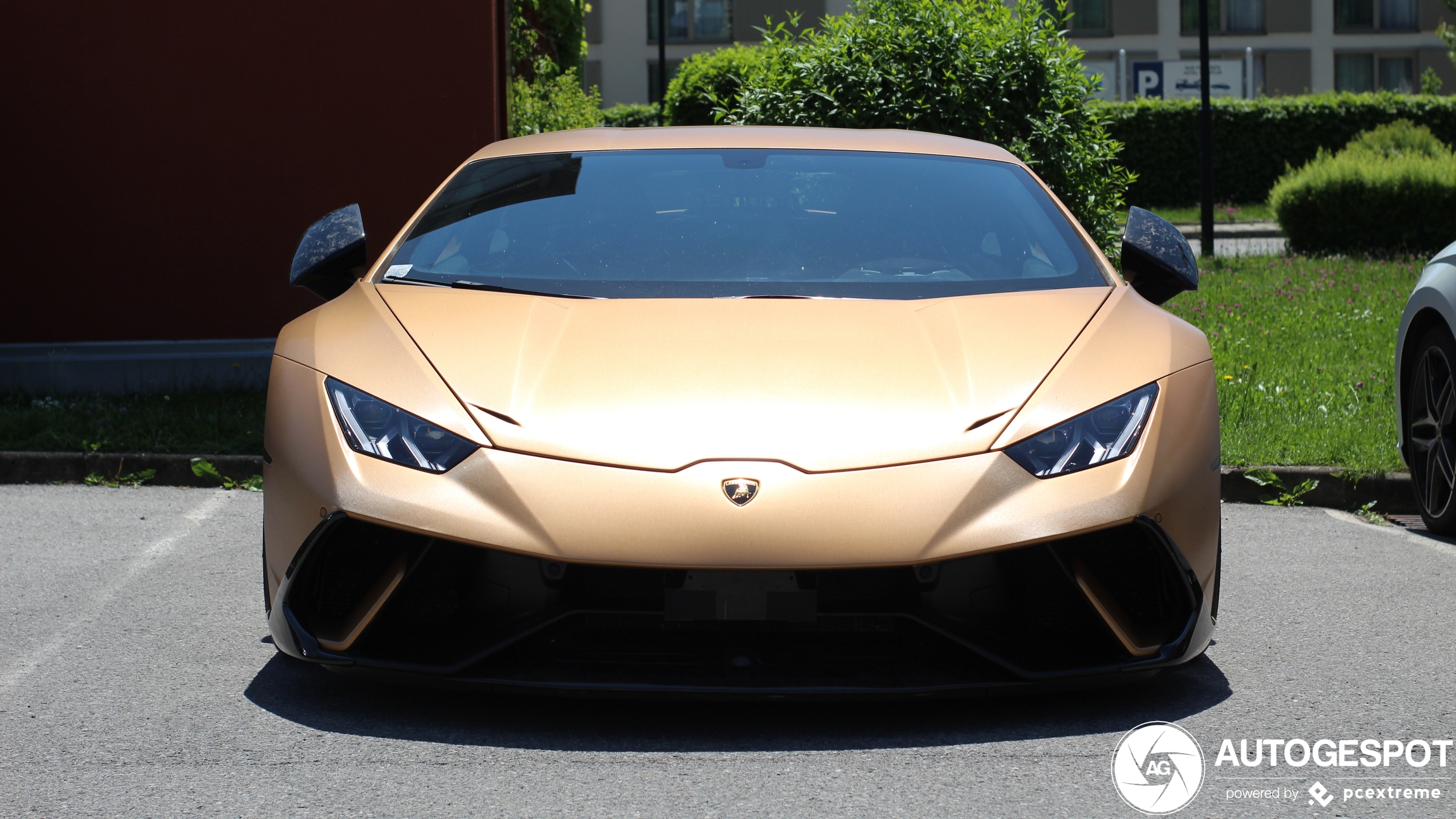 Lamborghini Huracán LP640-4 Performante