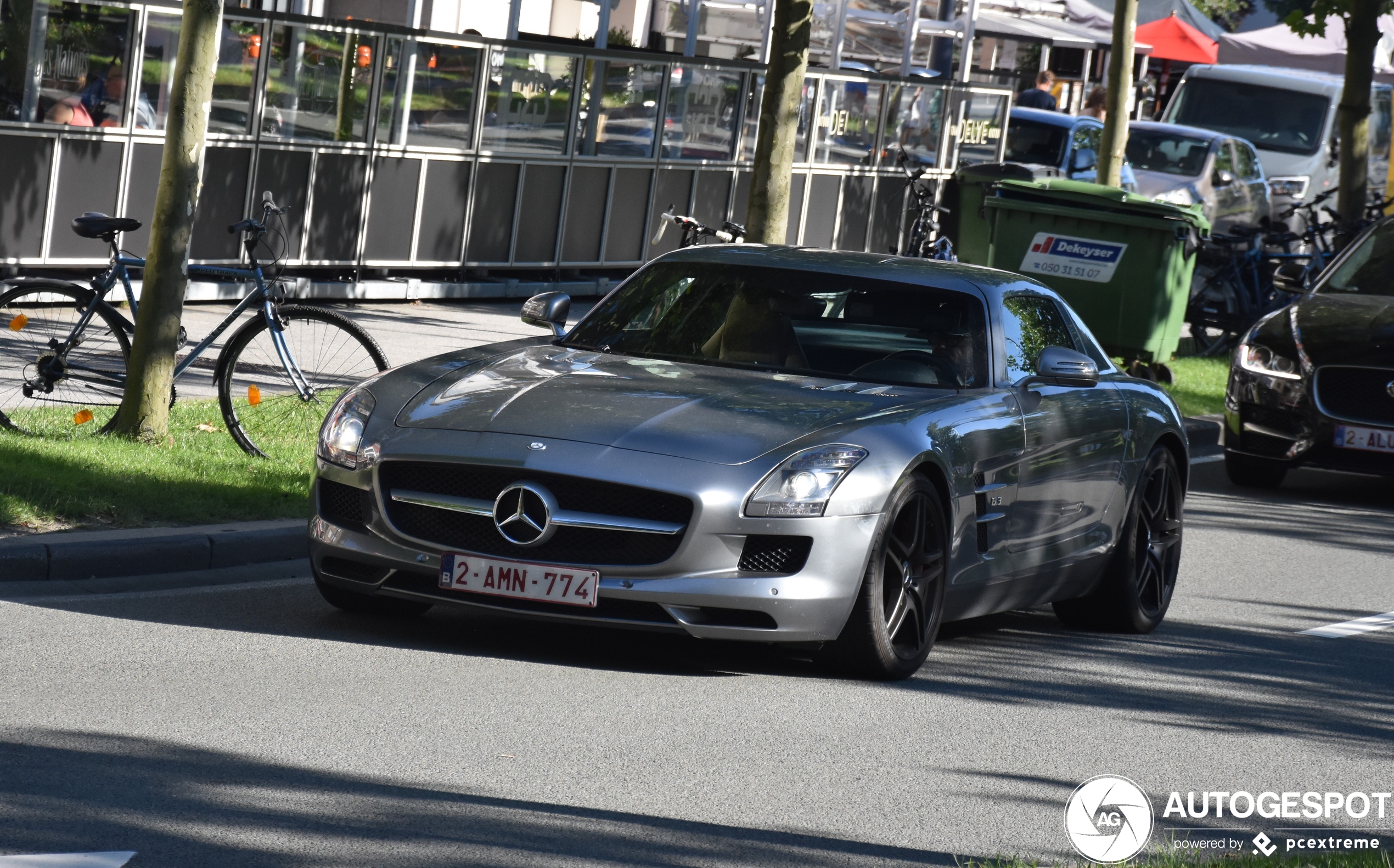 Mercedes-Benz SLS AMG