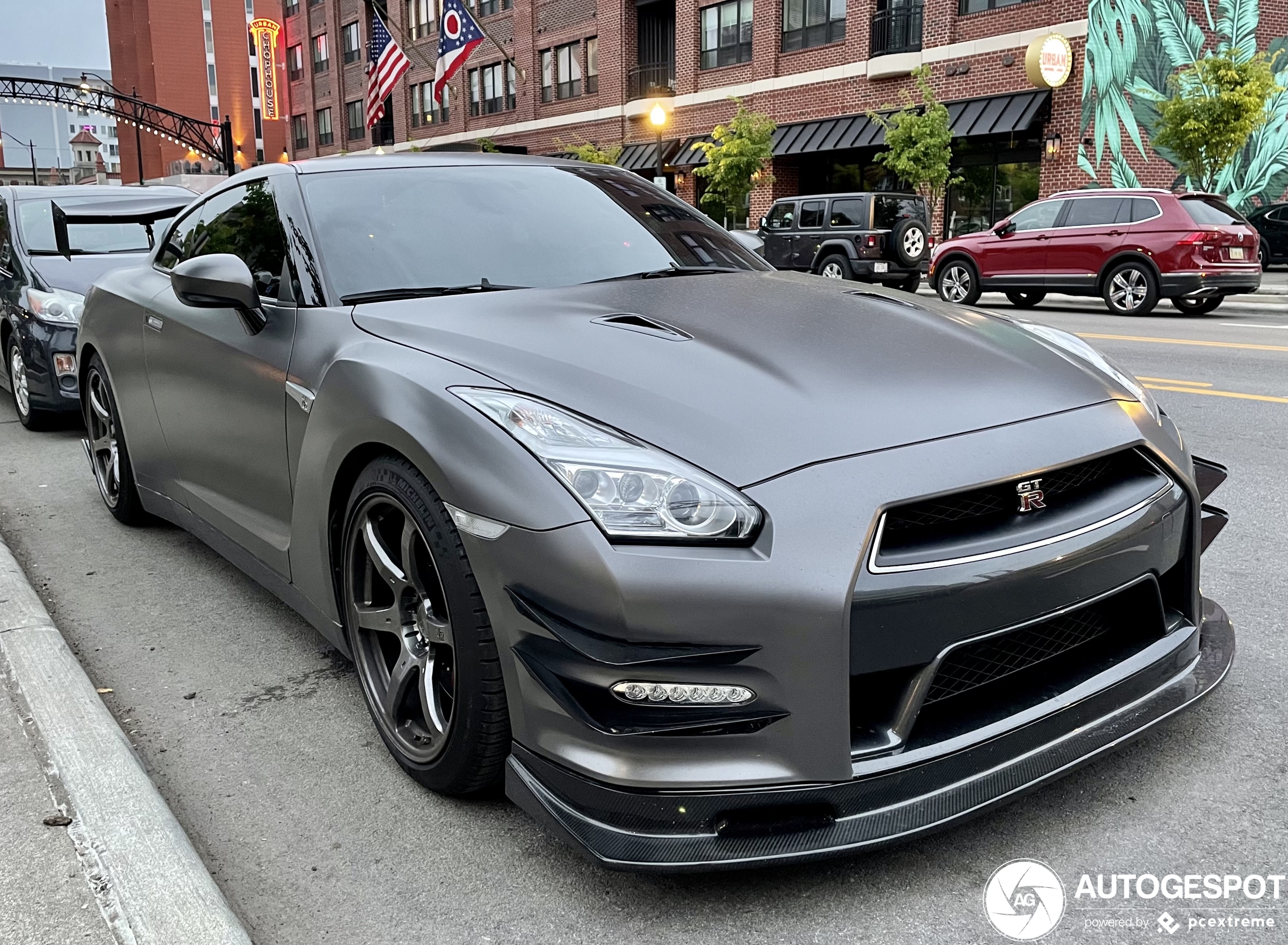 Nissan GT-R 2015