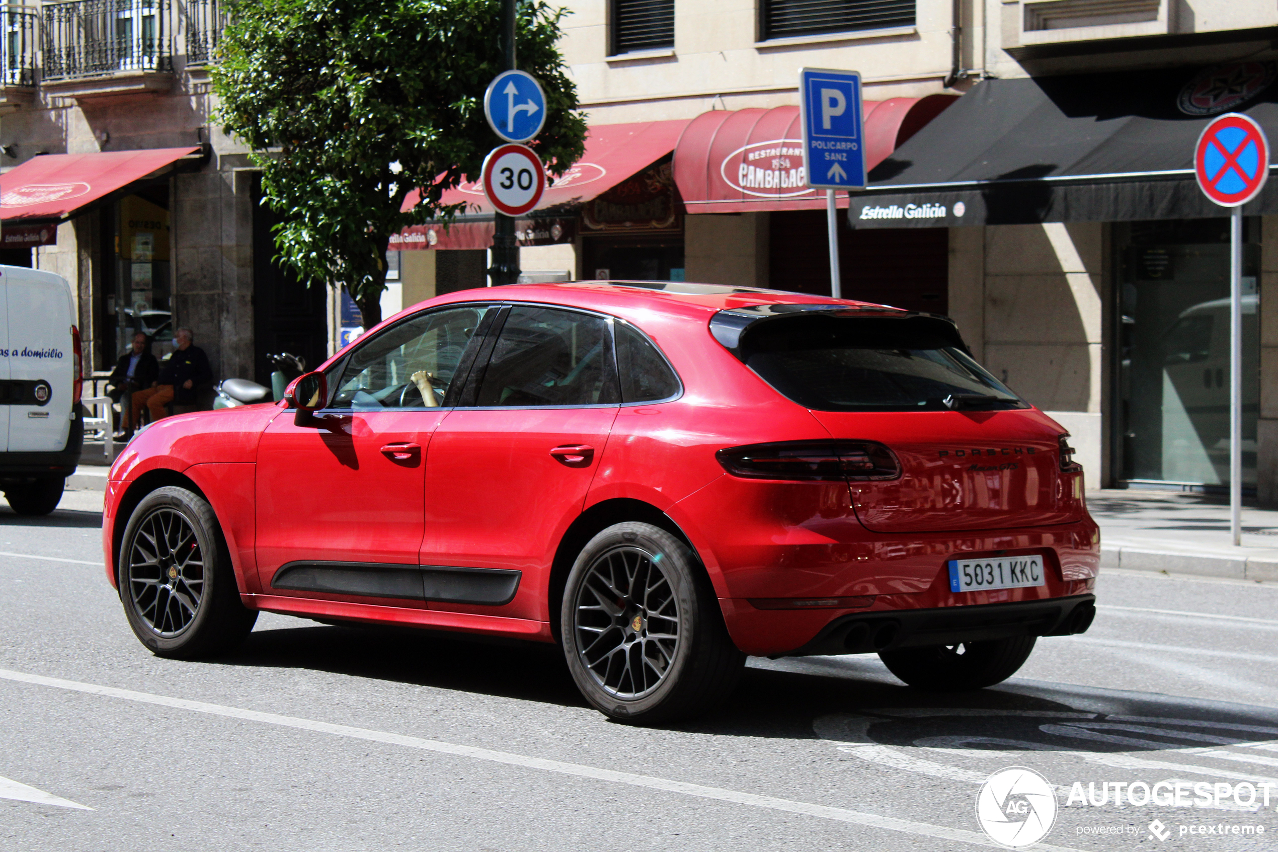 Porsche 95B Macan GTS