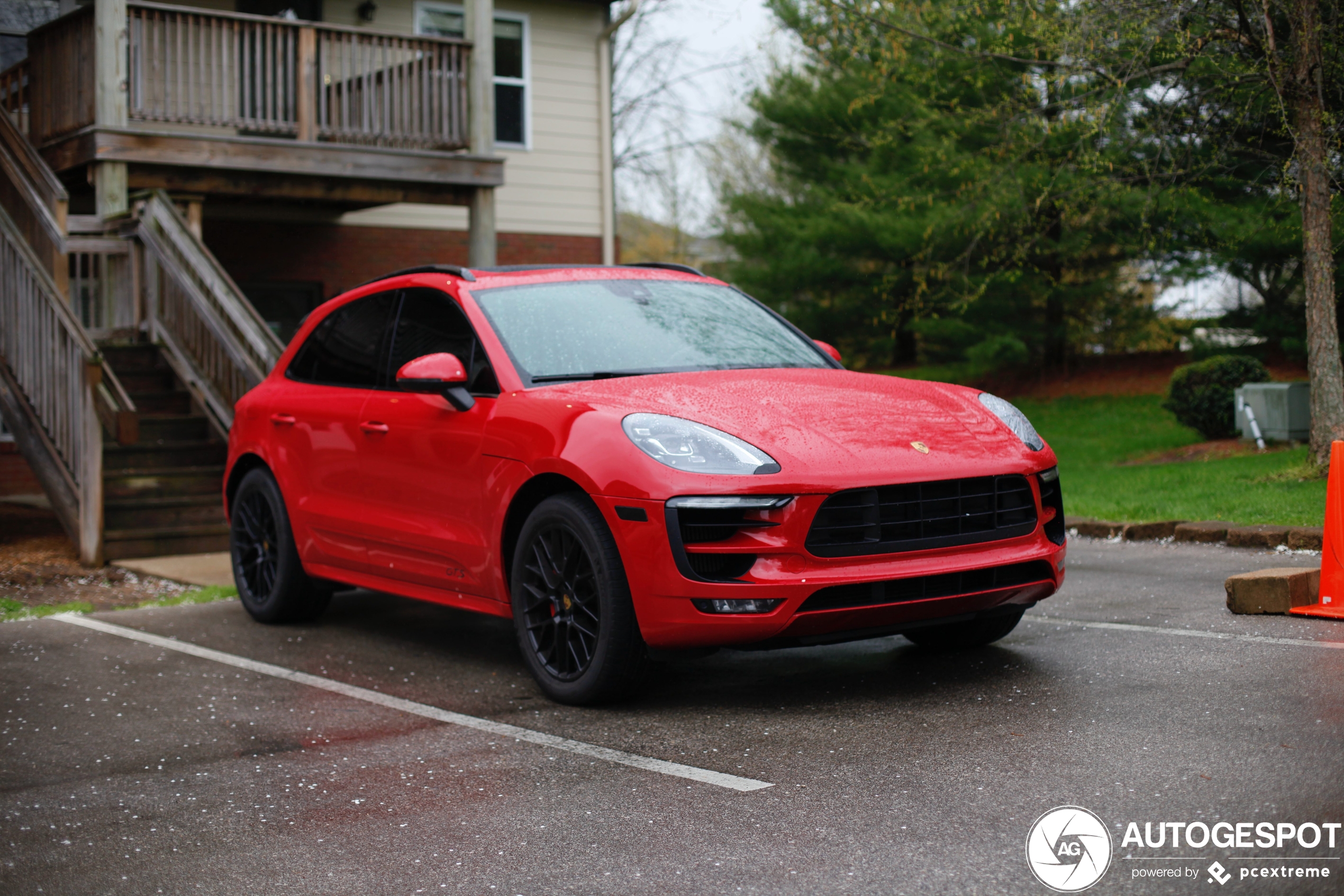 Porsche 95B Macan GTS