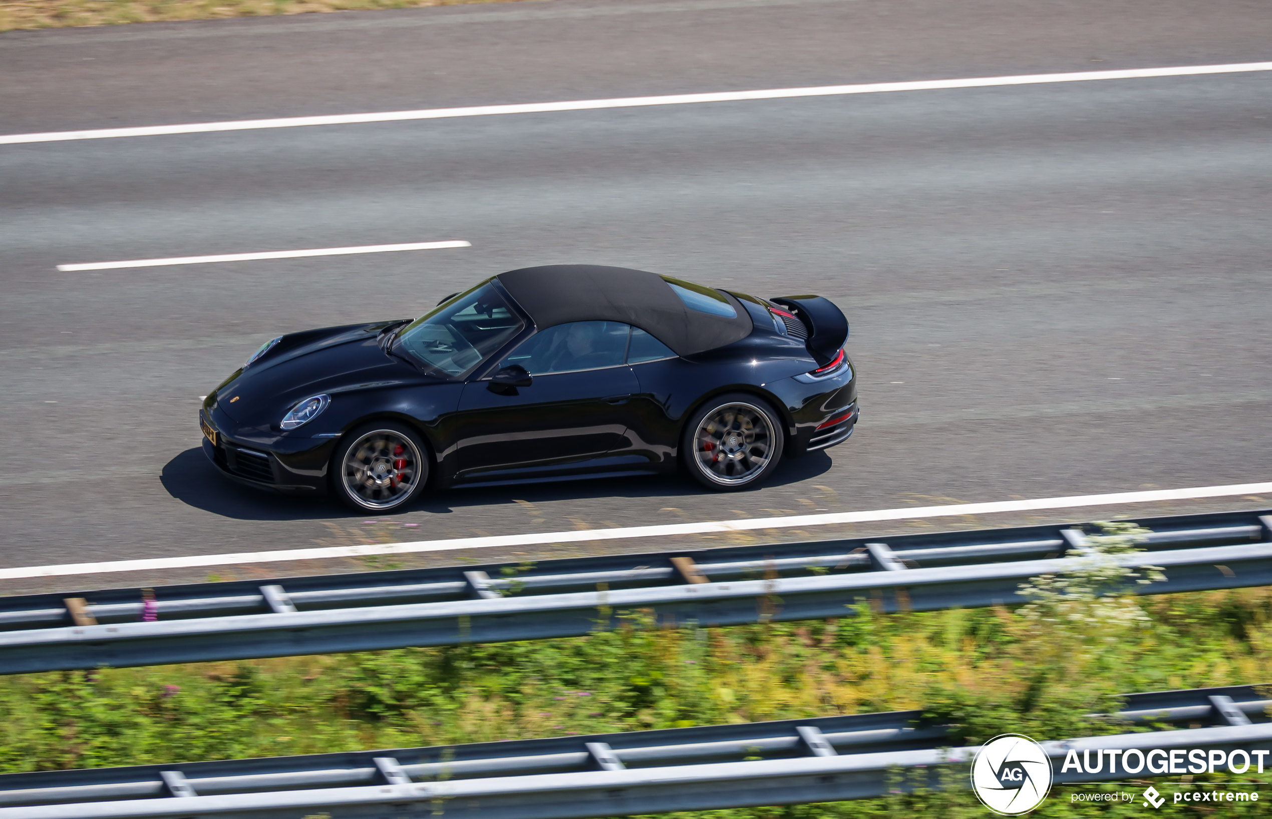 Porsche 992 Carrera S Cabriolet