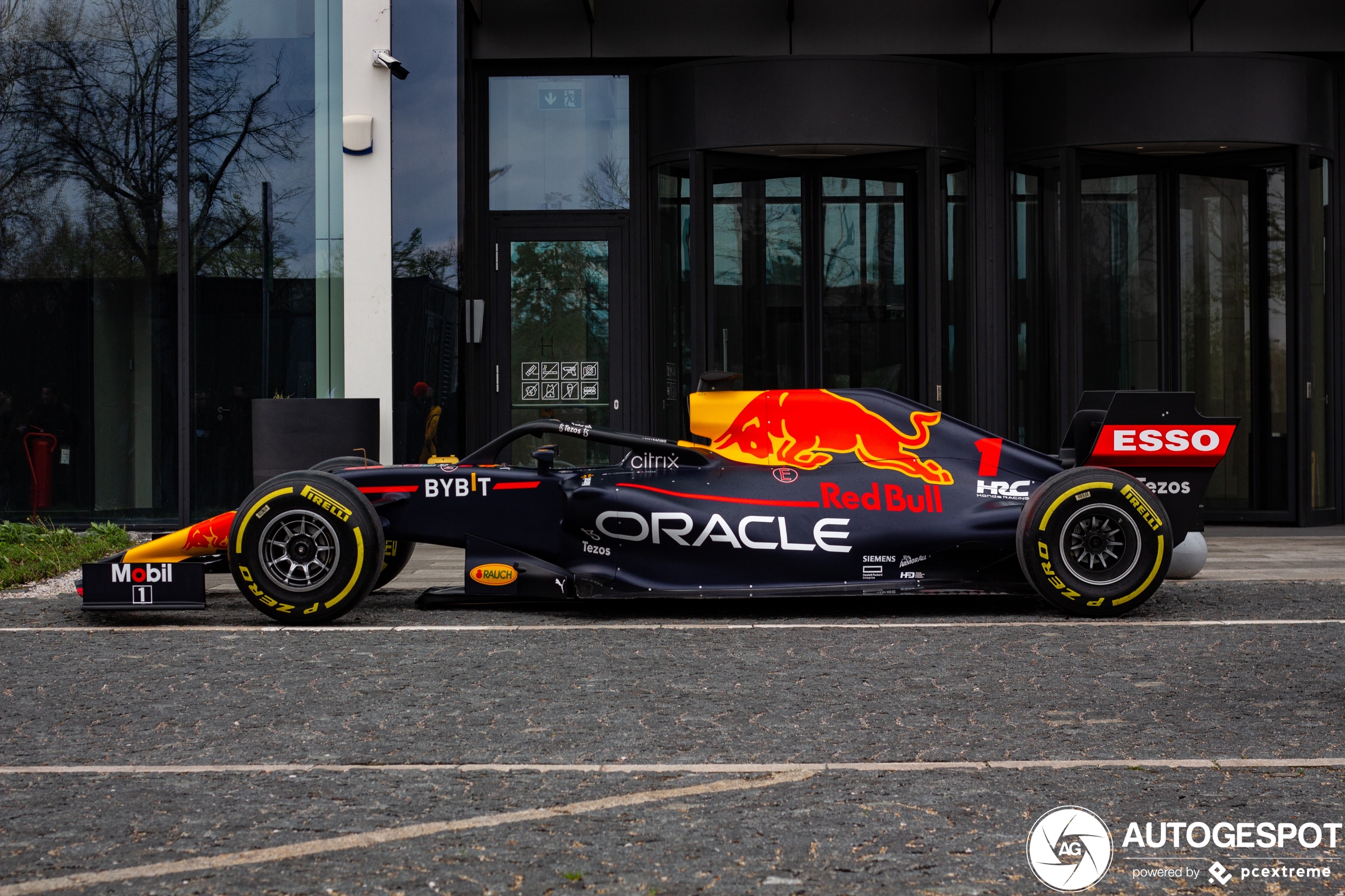 Red Bull Racing RB13