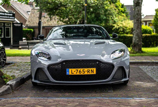 Aston Martin DBS Superleggera Volante