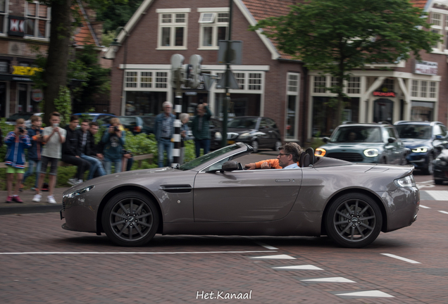 Aston Martin V8 Vantage Roadster