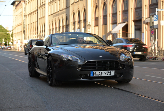 Aston Martin V8 Vantage Roadster