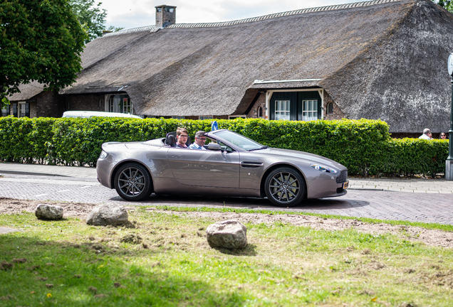 Aston Martin V8 Vantage Roadster