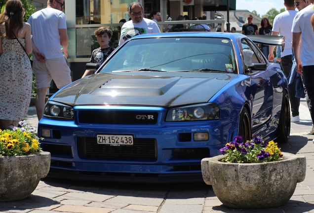 Nissan Skyline R34 GT-R