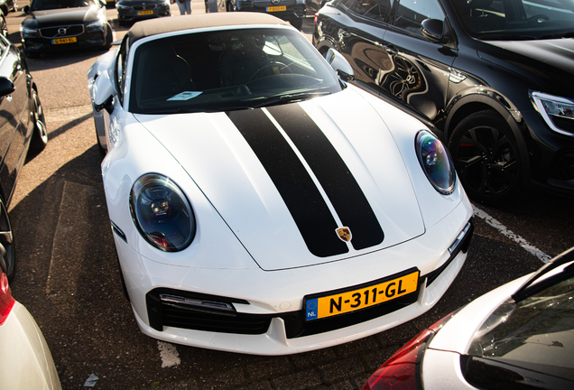 Porsche 992 Turbo S Cabriolet