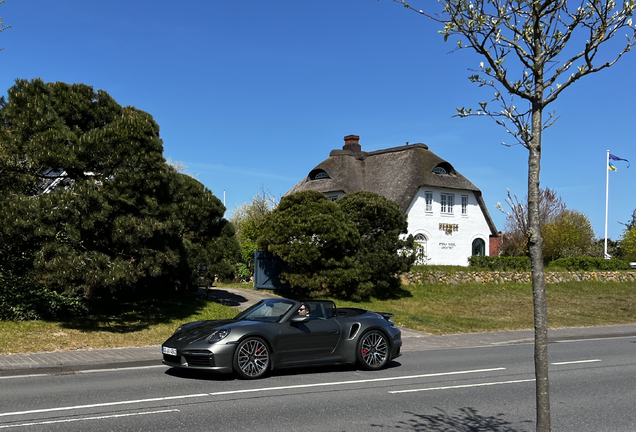 Porsche 992 Turbo Cabriolet