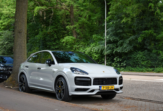 Porsche Cayenne Coupé Turbo S E-Hybrid