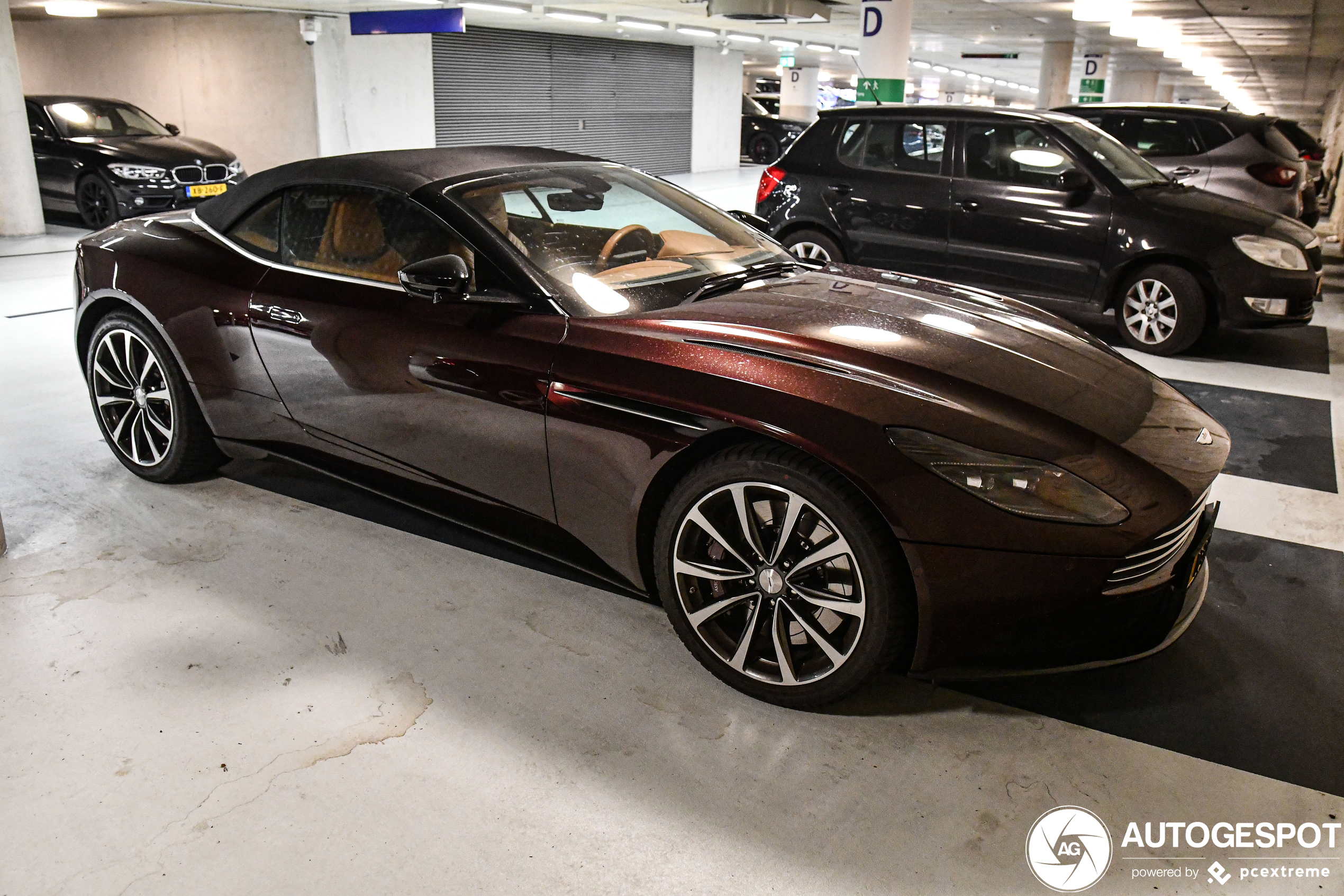 Aston Martin DB11 V8 Volante