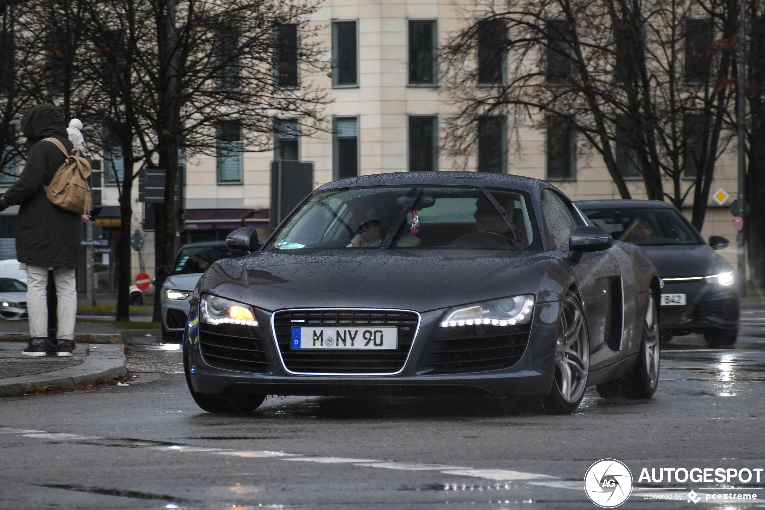 Audi R8