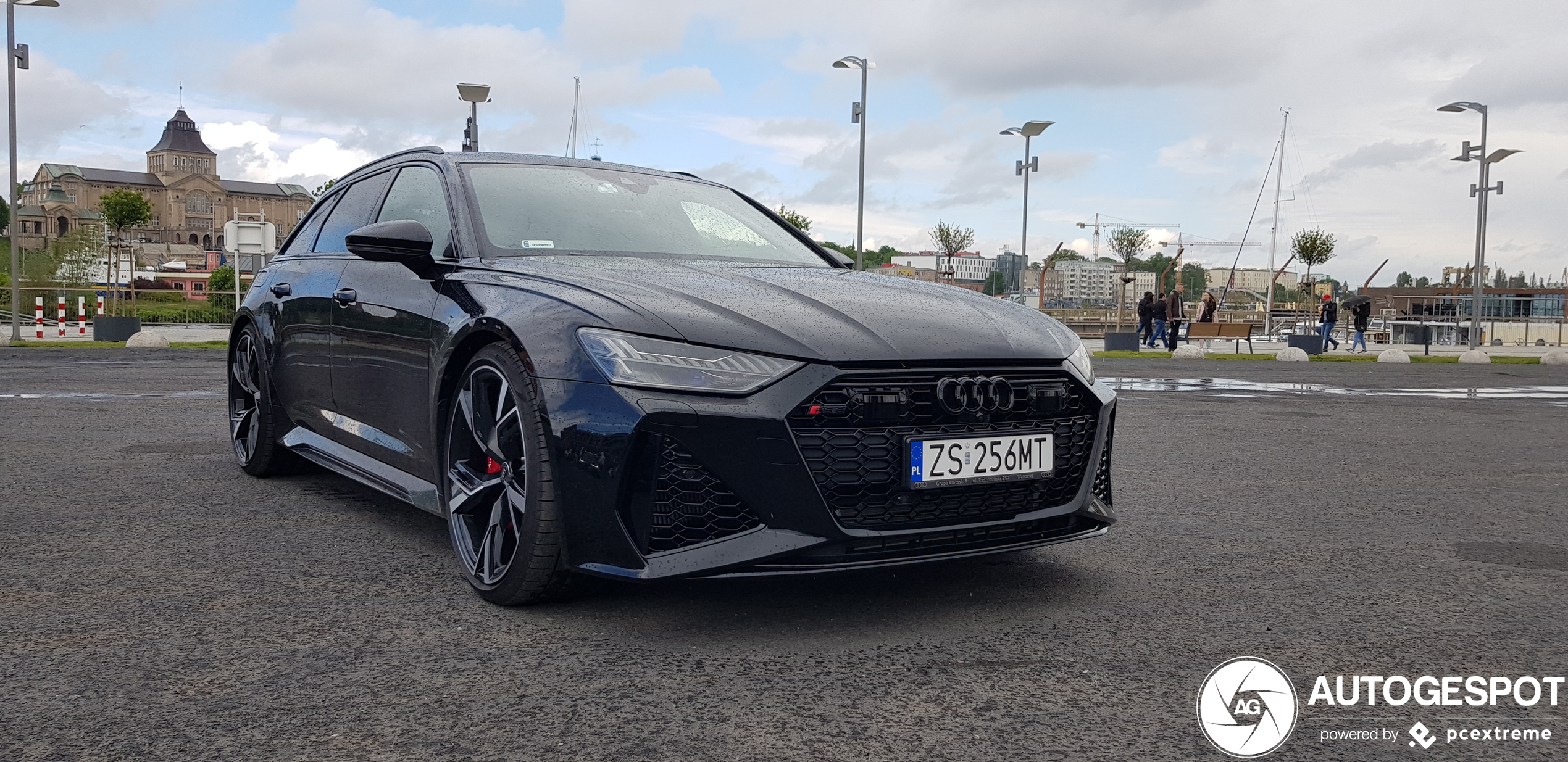 Audi RS6 Avant C8