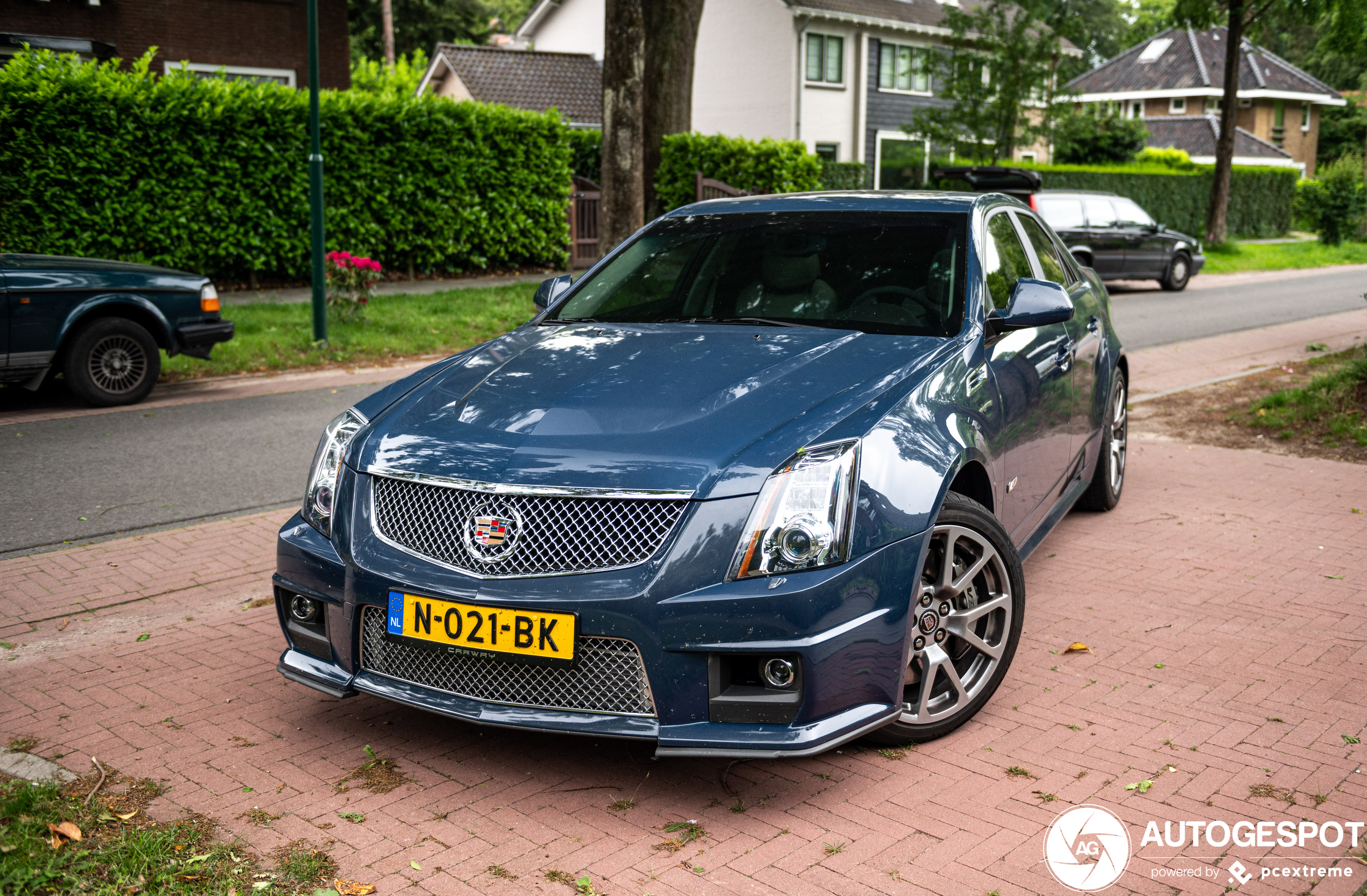 Cadillac CTS-V Sedan Hennessey V700