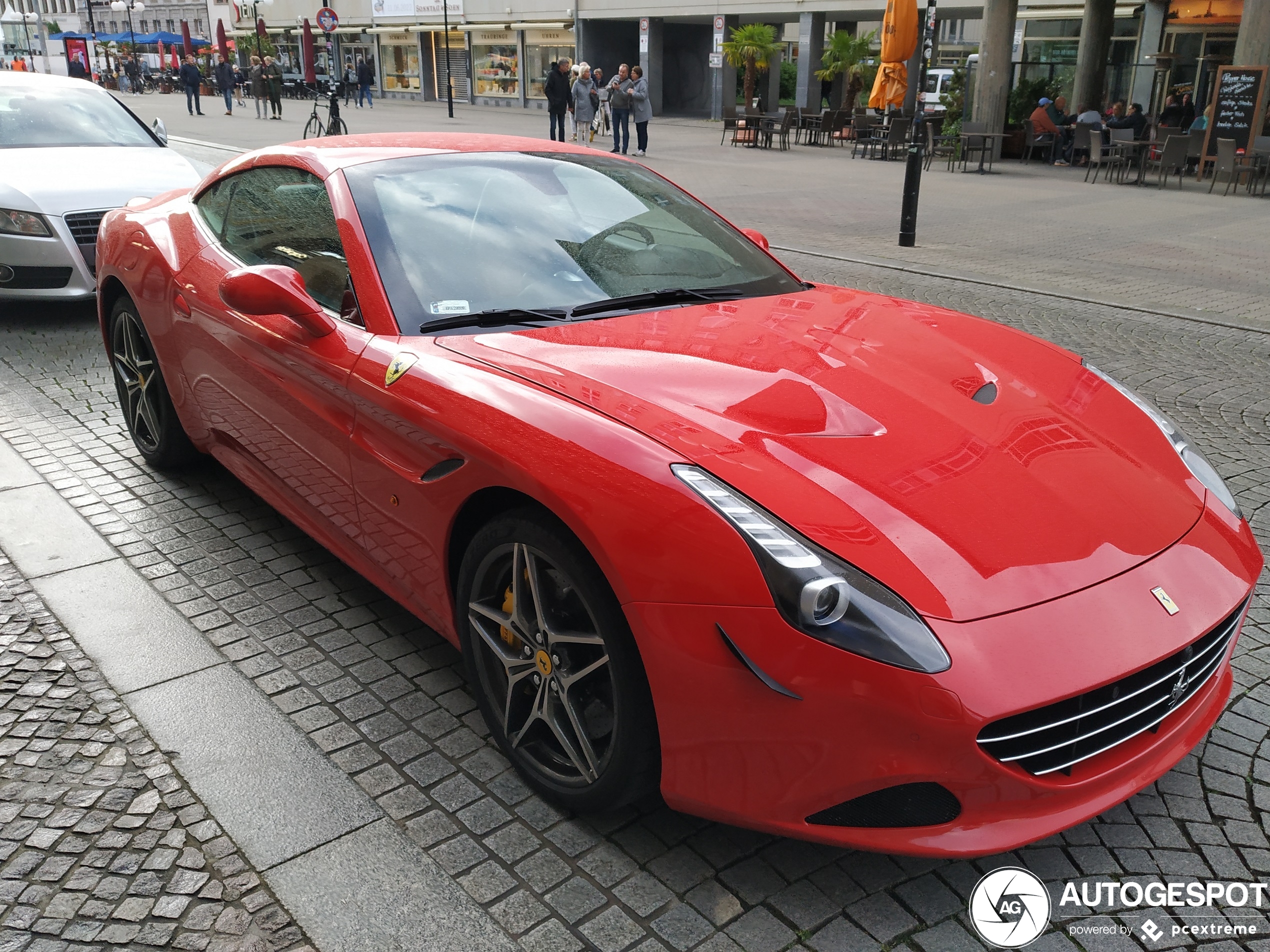 Ferrari California T