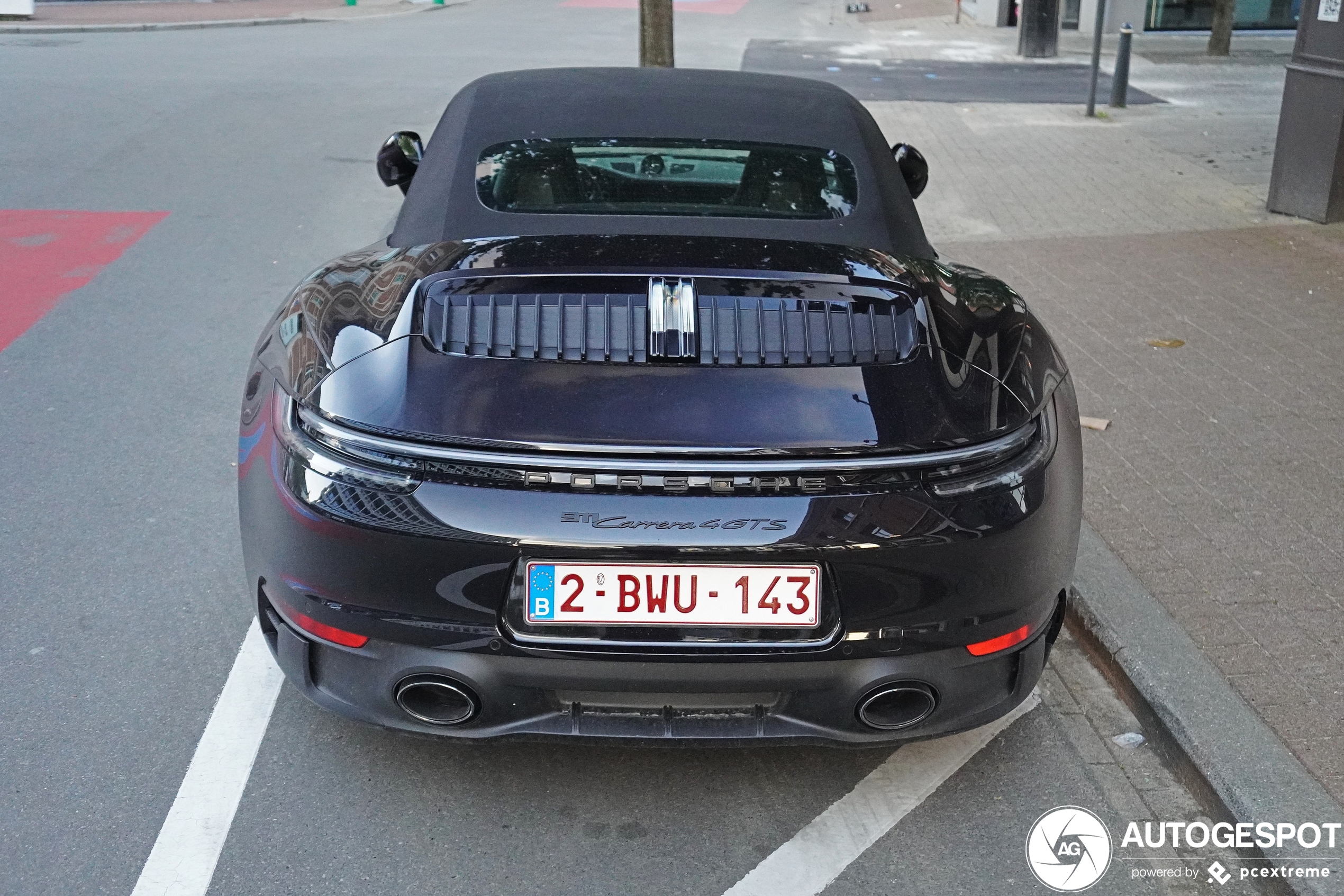 Porsche 992 Carrera 4 GTS Cabriolet