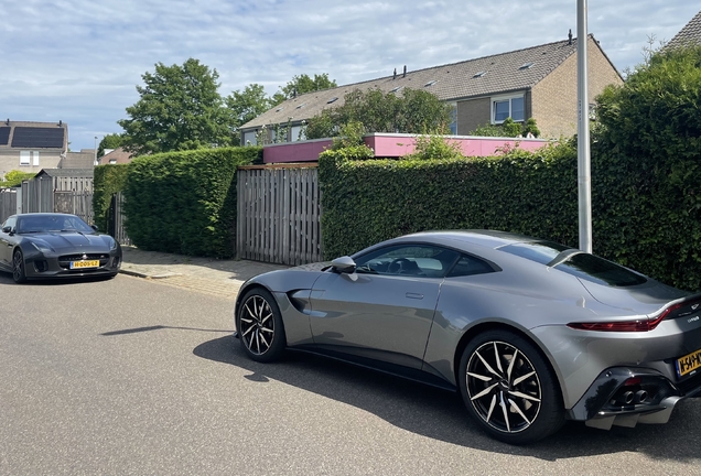 Aston Martin V8 Vantage 2018