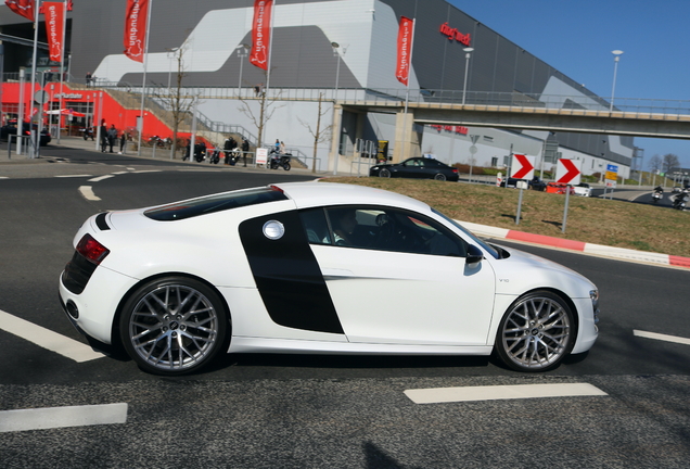 Audi R8 V10